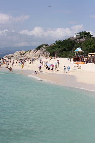 
Vue du Beach Swimming Field: premier endroit que l'on dcouvre en dbarquant du quai. Inoubliable.
 